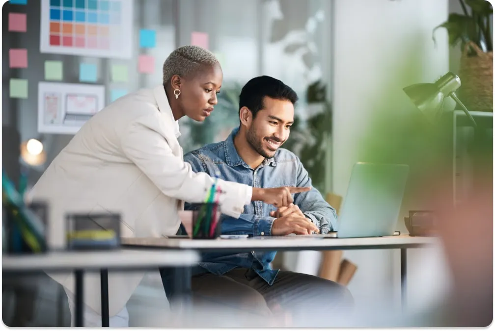 Article image for E-Commerce Horizons 2024: Navigating the Future of Retail with Innovative Trends and Human Touchpoints